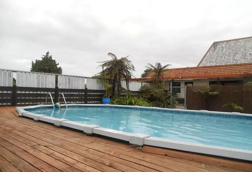 Bay Of Islands Country Lodge Motel