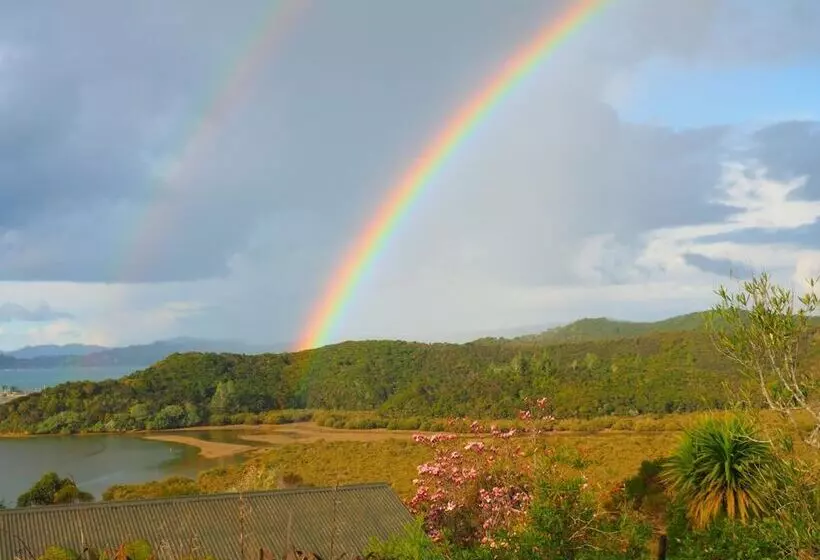 Cook's Lookout Motel