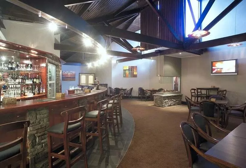 Отель Ascot Park