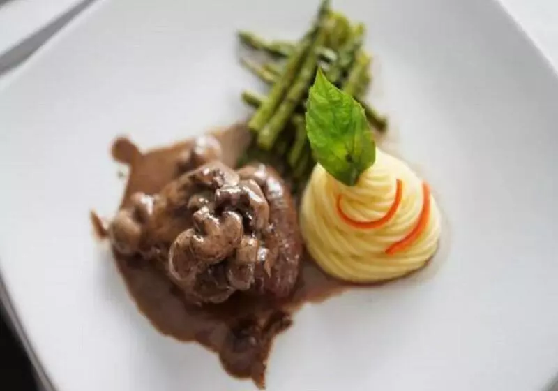 فندق Jose Antonio