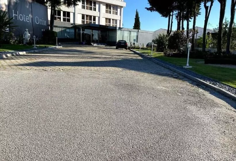 هتل Onix