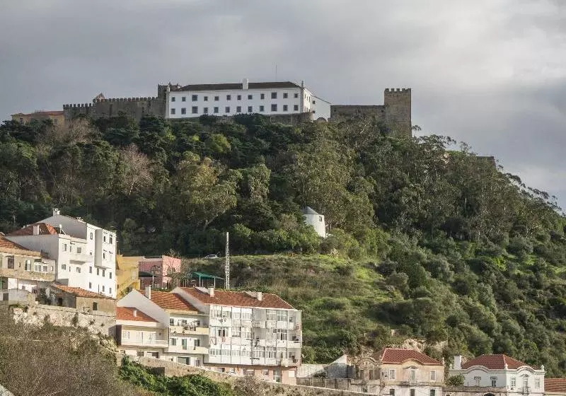 هتل Pousada Castelo De Palmela