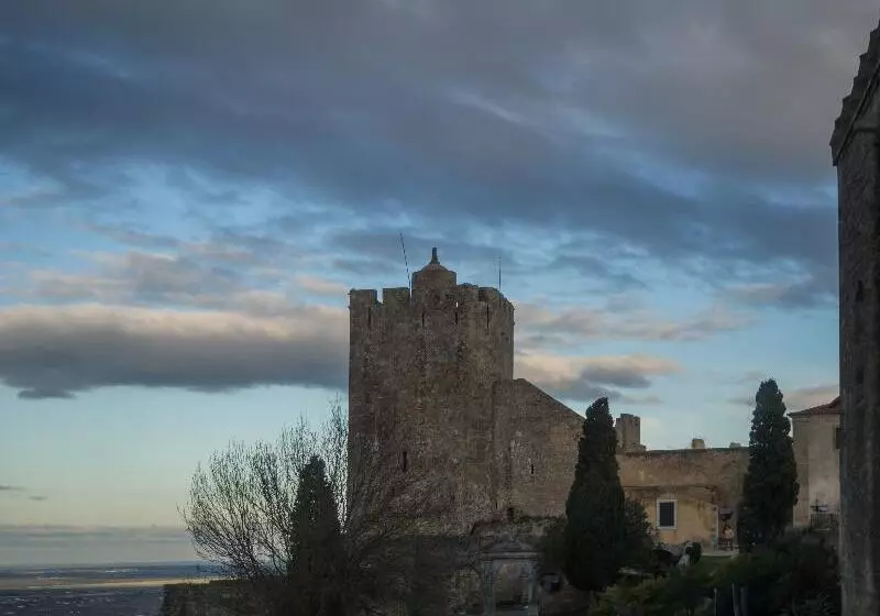 هتل Pousada Castelo De Palmela