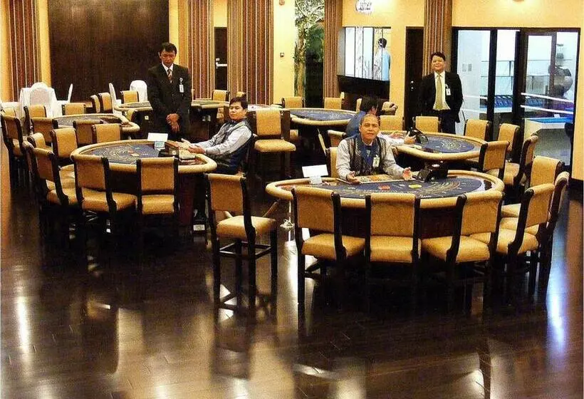 فندق The Apo View