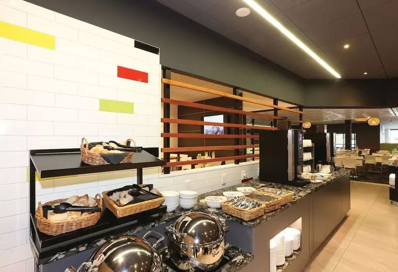 The Devon Hotel A Heritage