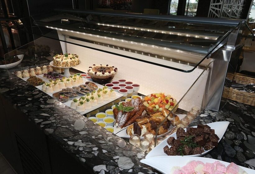 The Devon Hotel A Heritage