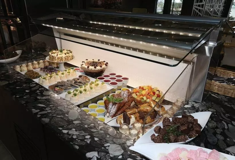 The Devon Hotel A Heritage