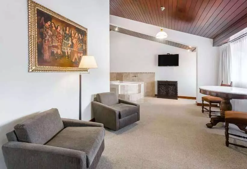 Hotell Costa Del Sol Wyndham Cusco