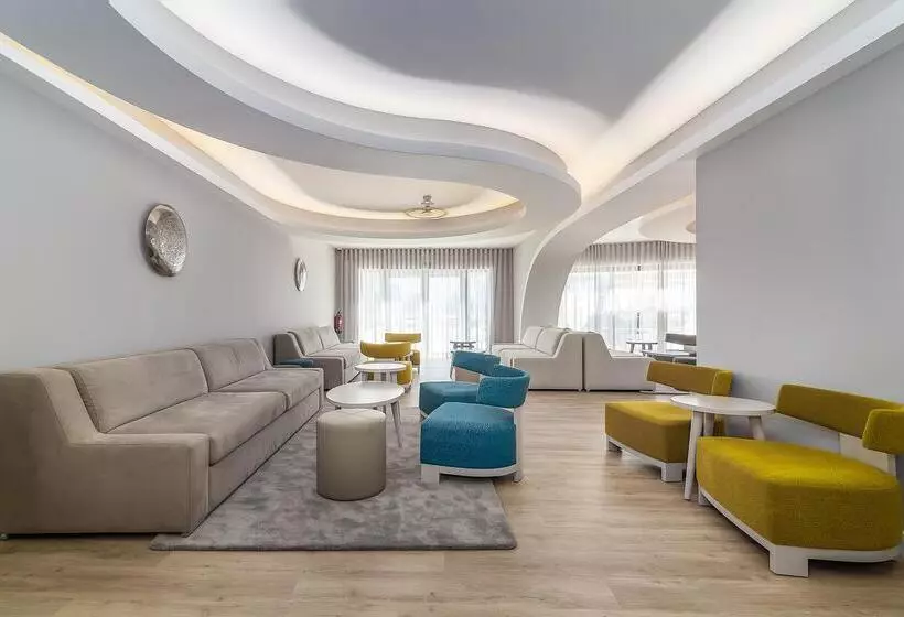 Jupiter Albufeira Hotel - Family & Fun