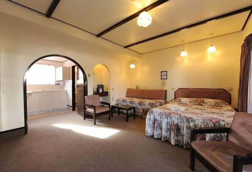 Motelli Alcala Motor Lodge