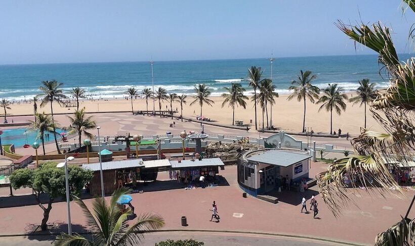 בית מלון כפרי The Balmoral Halaal