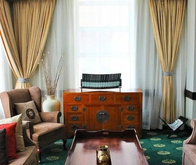 בית מלון כפרי The Balmoral   Halaal