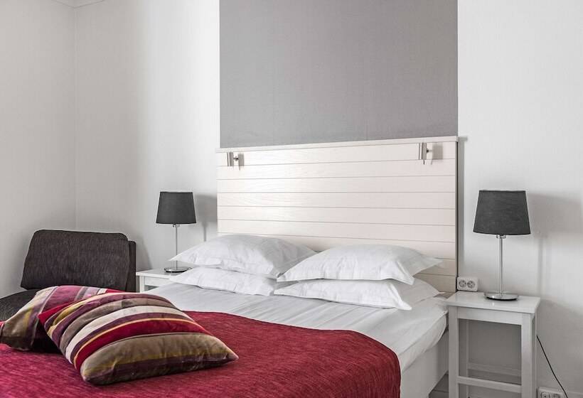 בית מלון כפרי Best Western Plus Edward