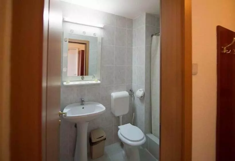 هتل Caraiman Mamaia