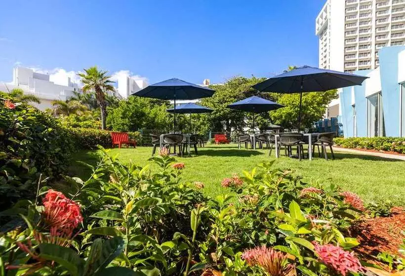 هتل Caribe Hilton