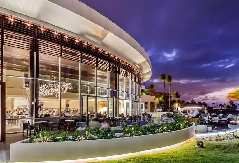 هتل Caribe Hilton