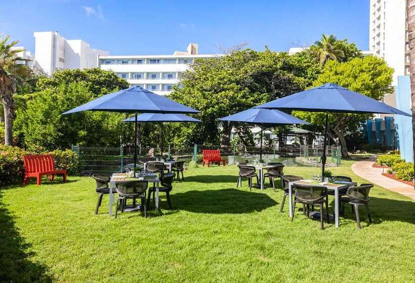 هتل Caribe Hilton