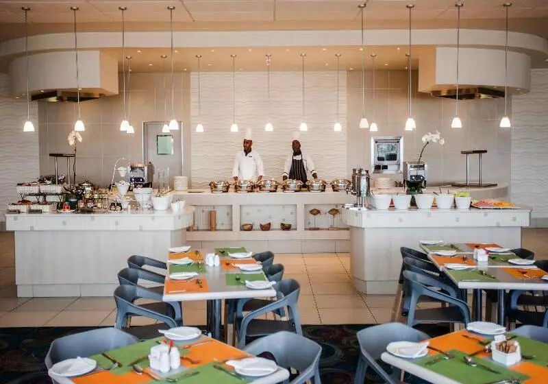 فندق Garden Court South Beach