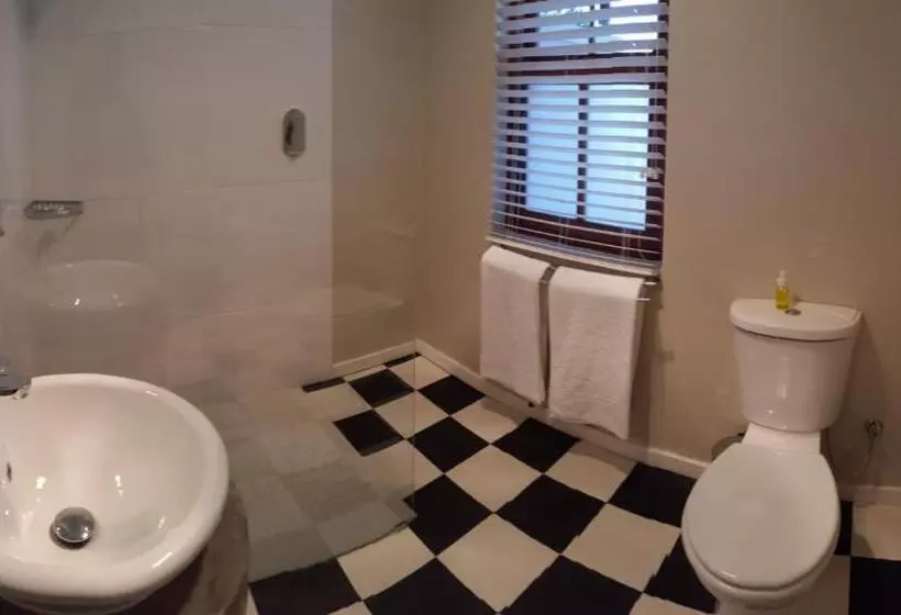 호텔 The Nottingham Road