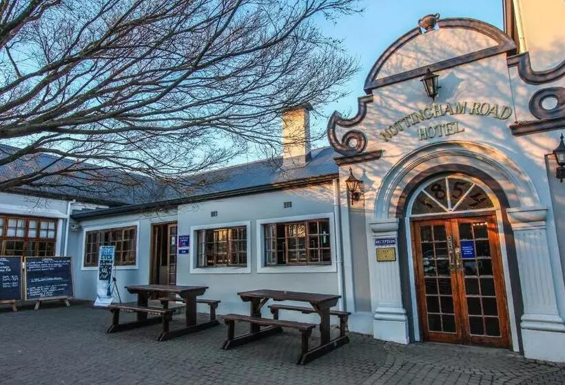 호텔 The Nottingham Road