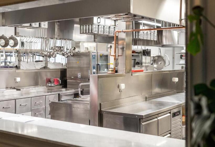 هتل Söderköpings Brunn