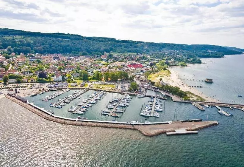 בית מלון כפרי Skansen Båstad