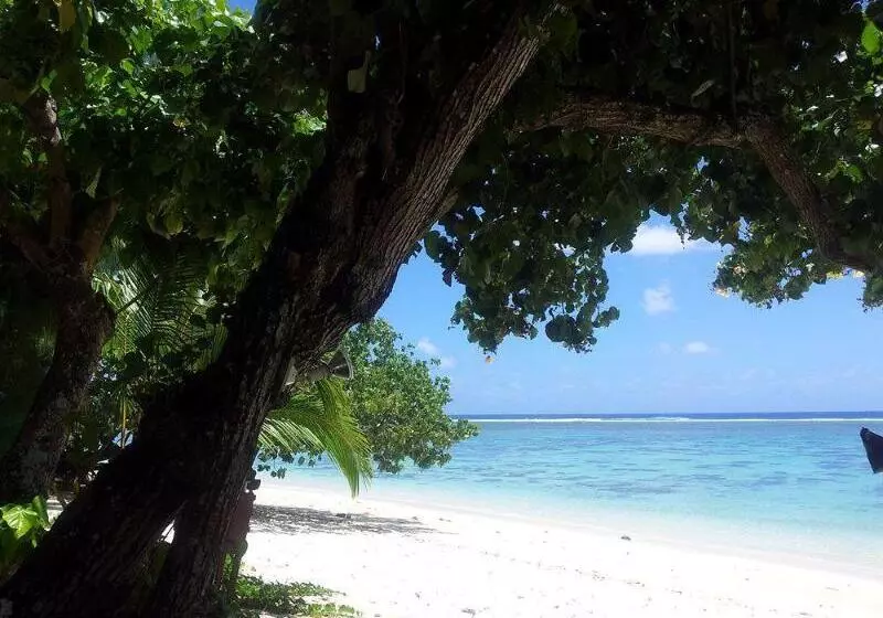 Lagoon Breeze Villas