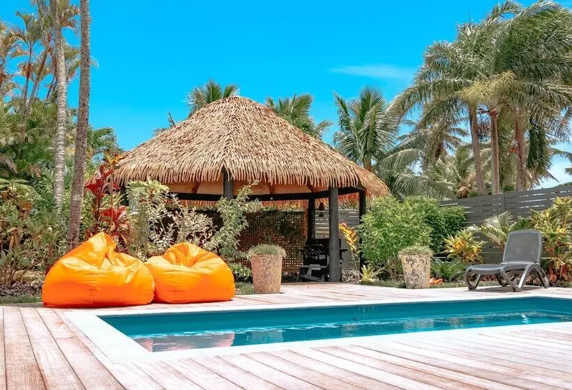 Lagoon Breeze Villas