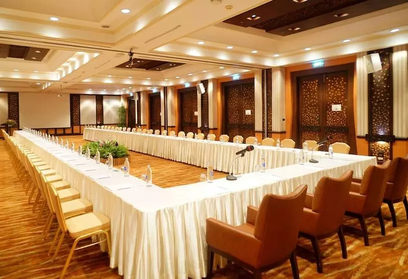 Holiday Inn Resort Phuket, An Ihg