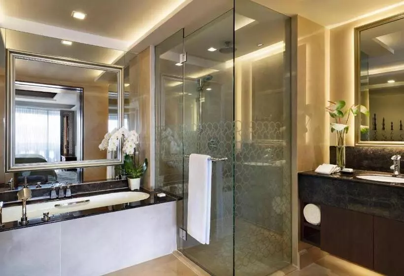 호텔 Anantara Riverside Bangkok Resort