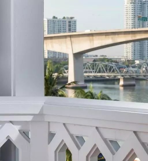 호텔 Anantara Riverside Bangkok Resort