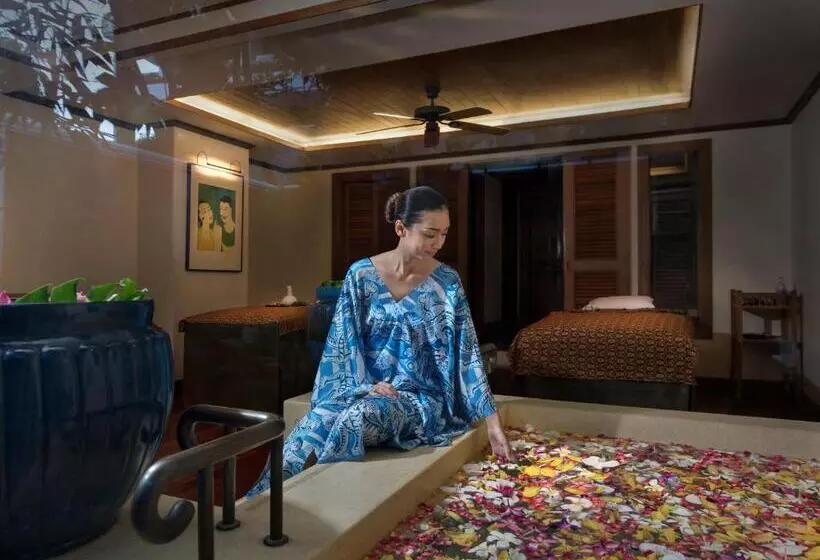 호텔 Anantara Riverside Bangkok Resort