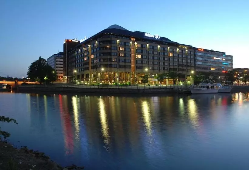 בית מלון כפרי Hilton Helsinki Strand