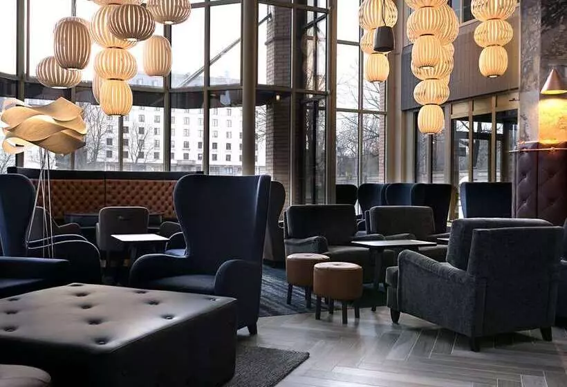 בית מלון כפרי Hilton Helsinki Strand