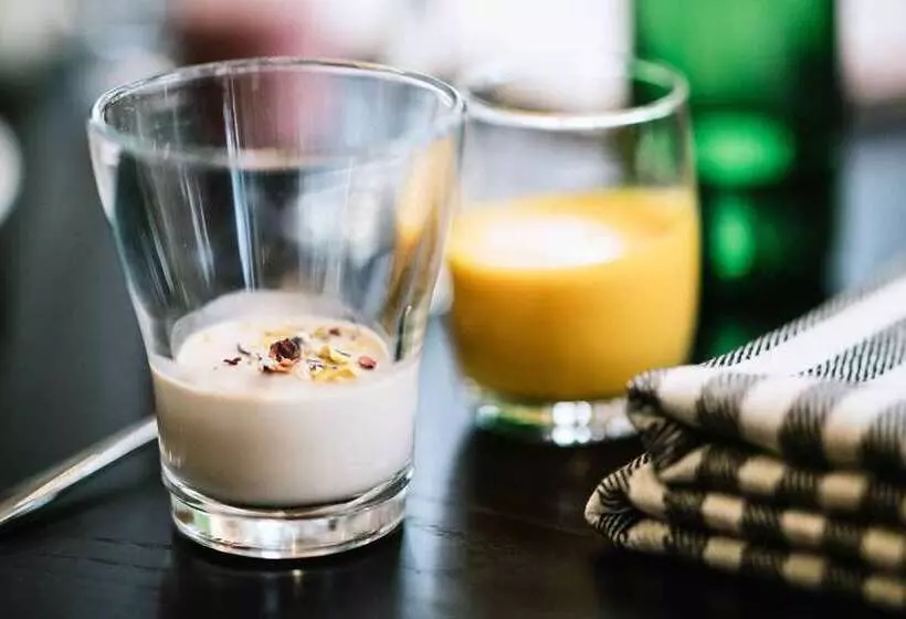 בית מלון כפרי Hilton Helsinki Strand