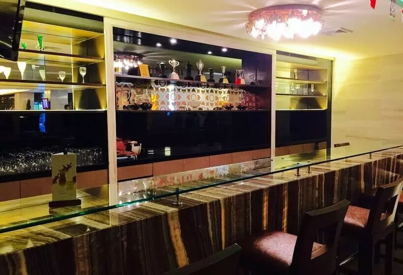 Hotelli Indra Regent