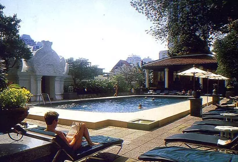 Hotelli Indra Regent