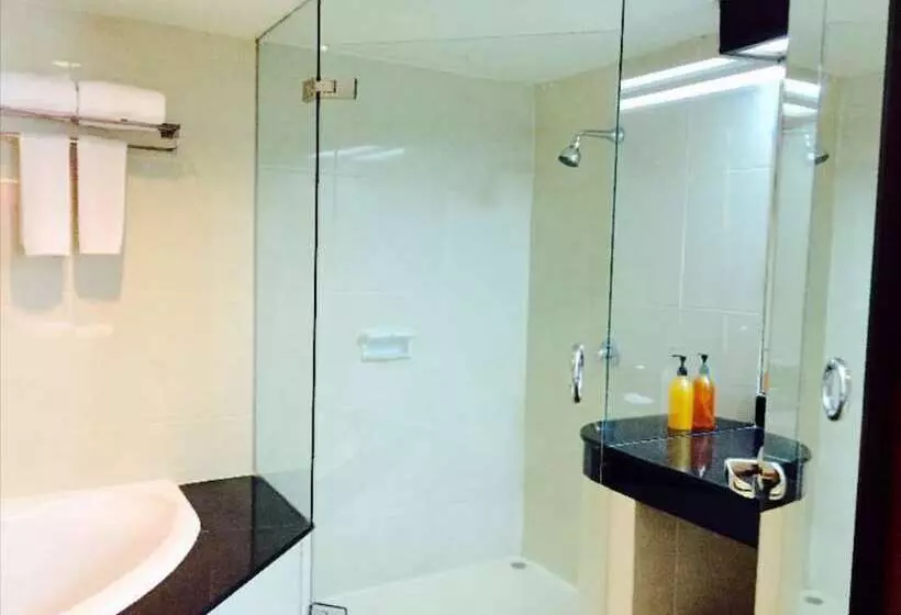 Hotelli Indra Regent