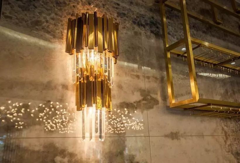 هتل Intourist Khabarovsk