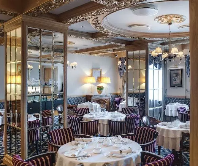 Radisson Collection Hotel, Moscow