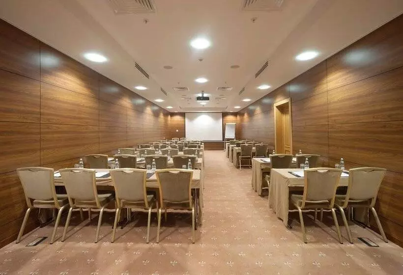 Radisson Collection Hotel, Moscow