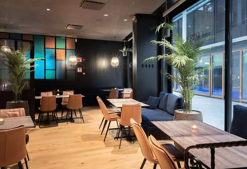 هتل Scandic Hamburger Bors