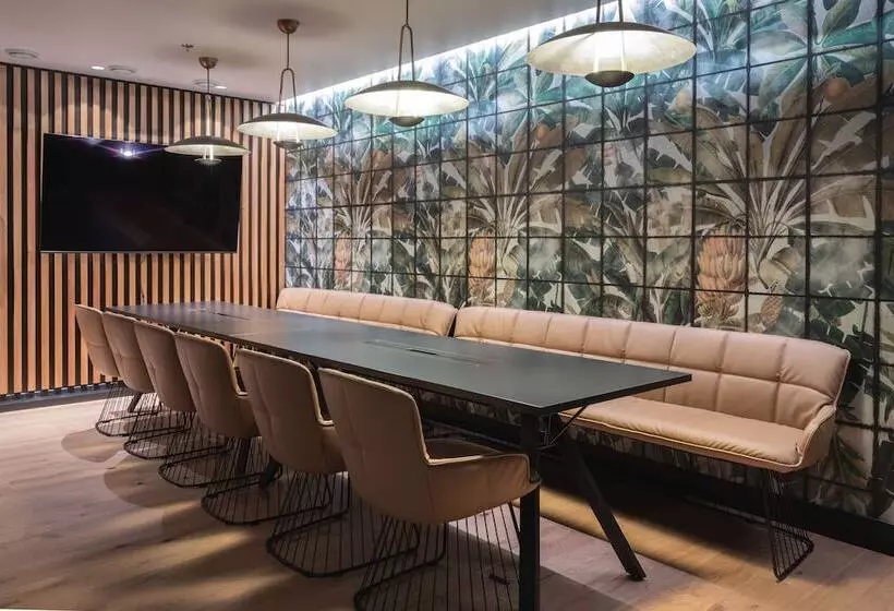 هتل Scandic Hamburger Bors