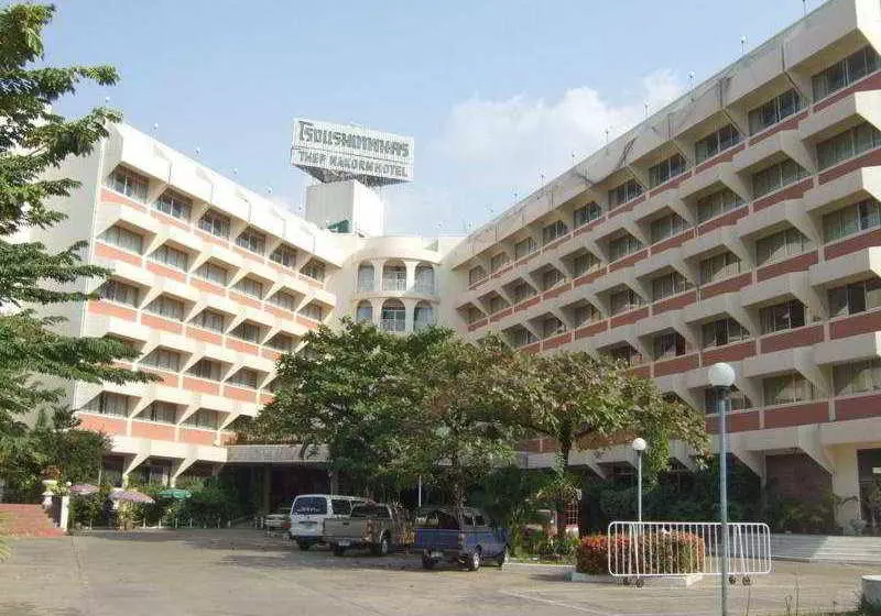 호텔 Thepnakorn