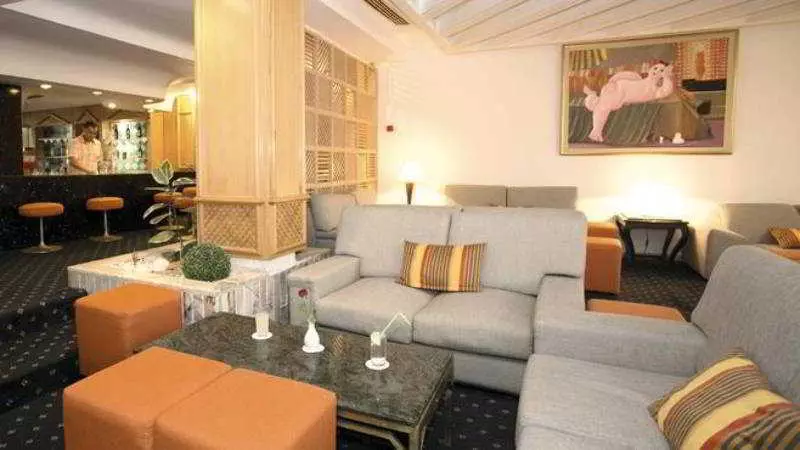 酒店 Tropicana Club & Spa