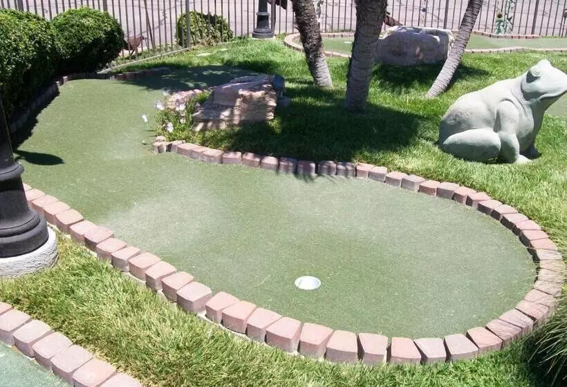 בית מלון כפרי Adelaide Inn