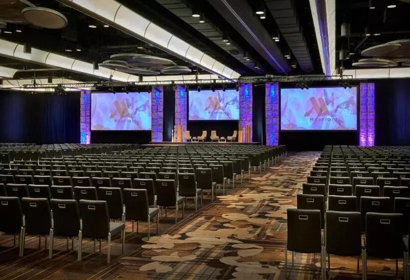 ホテル Anaheim Marriott