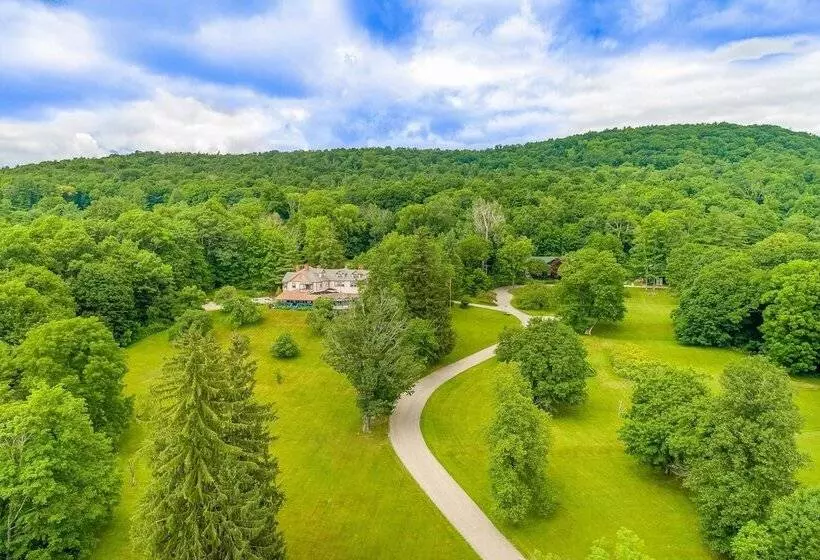 Hotel Apple Tree Inn