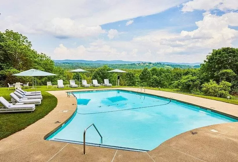 Hotel Apple Tree Inn