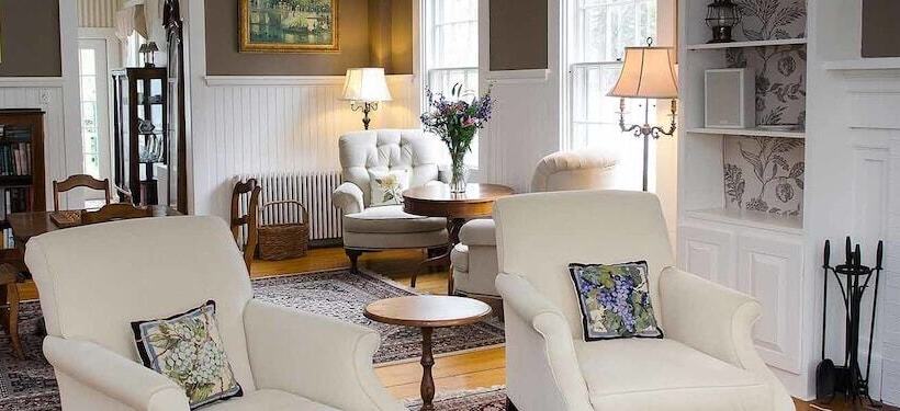 בית מלון כפרי Ashley Inn